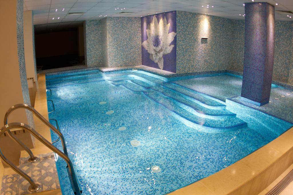 Balneo Comlex Medica Narechen Hotel Narechenski Bani Екстериор снимка