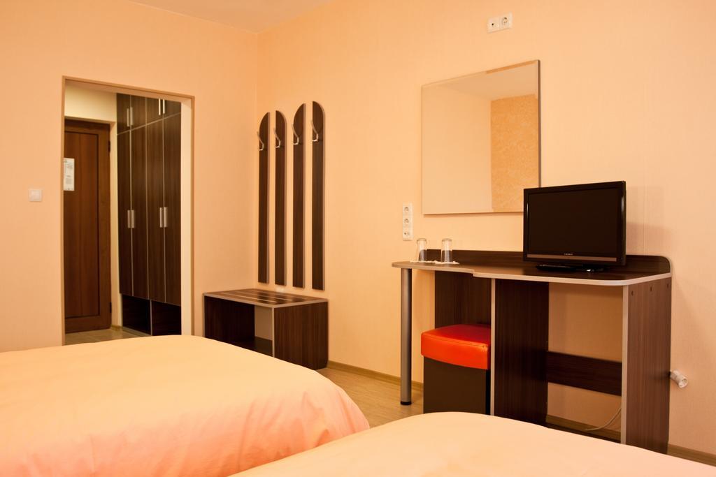 Balneo Comlex Medica Narechen Hotel Narechenski Bani Стая снимка